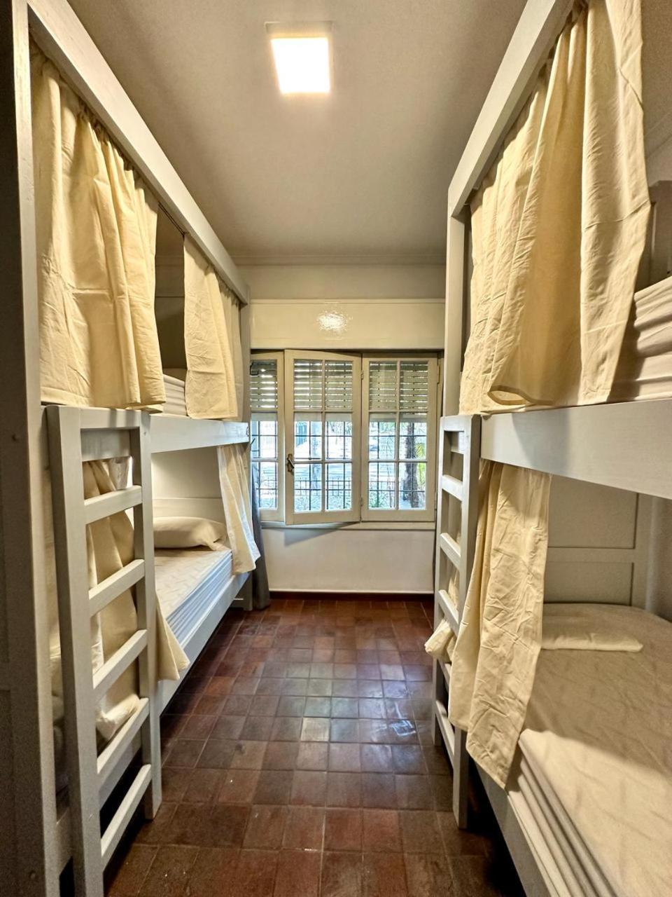 Hostal Gorilla Mendoza